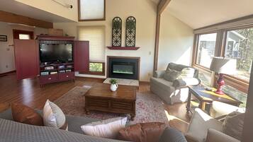 Smart TV, fireplace, foosball, table tennis