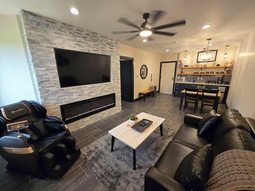 Birdie Suite by The Inn & Spa at Cedar Falls