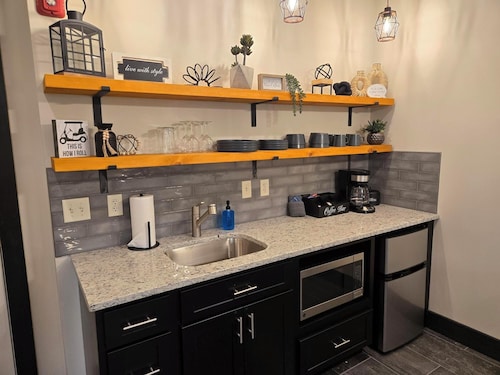 Birdie Suite by The Inn & Spa at Cedar Falls