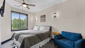 1 bedroom, free WiFi, bed sheets