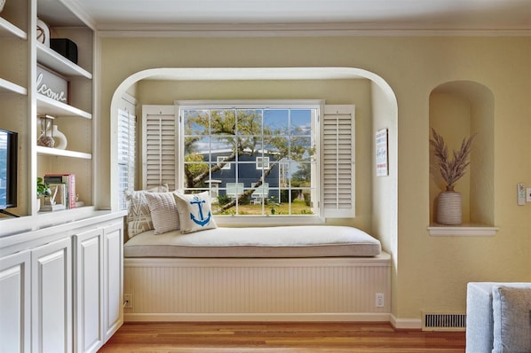 Interior - Spacious Beach Home with Hot Tub (Seaside)