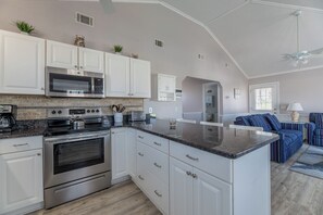 Fridge, microwave, oven, stovetop - Sea Time - Corolla, Ocean Sands, Oceanside Retreat, 280 Yds to Beach, Close to Golf and Shopping (Corolla)