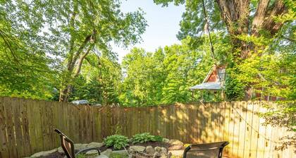 Pet Friendly Studio Near Biltmore w Espresso bar