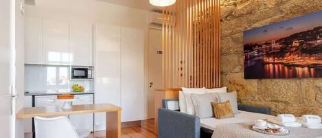 1 soverom, strykejern/-brett, reiseseng for barn og wi-fi (inkludert)