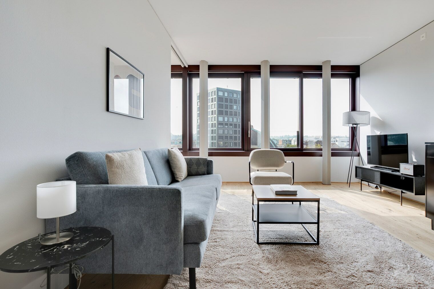 Fernseher, Stereoanlage