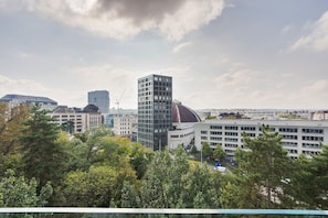 Exterior - Blueground | Basel-Vorstaedte, view, nr Kunstmuseum (Basel)