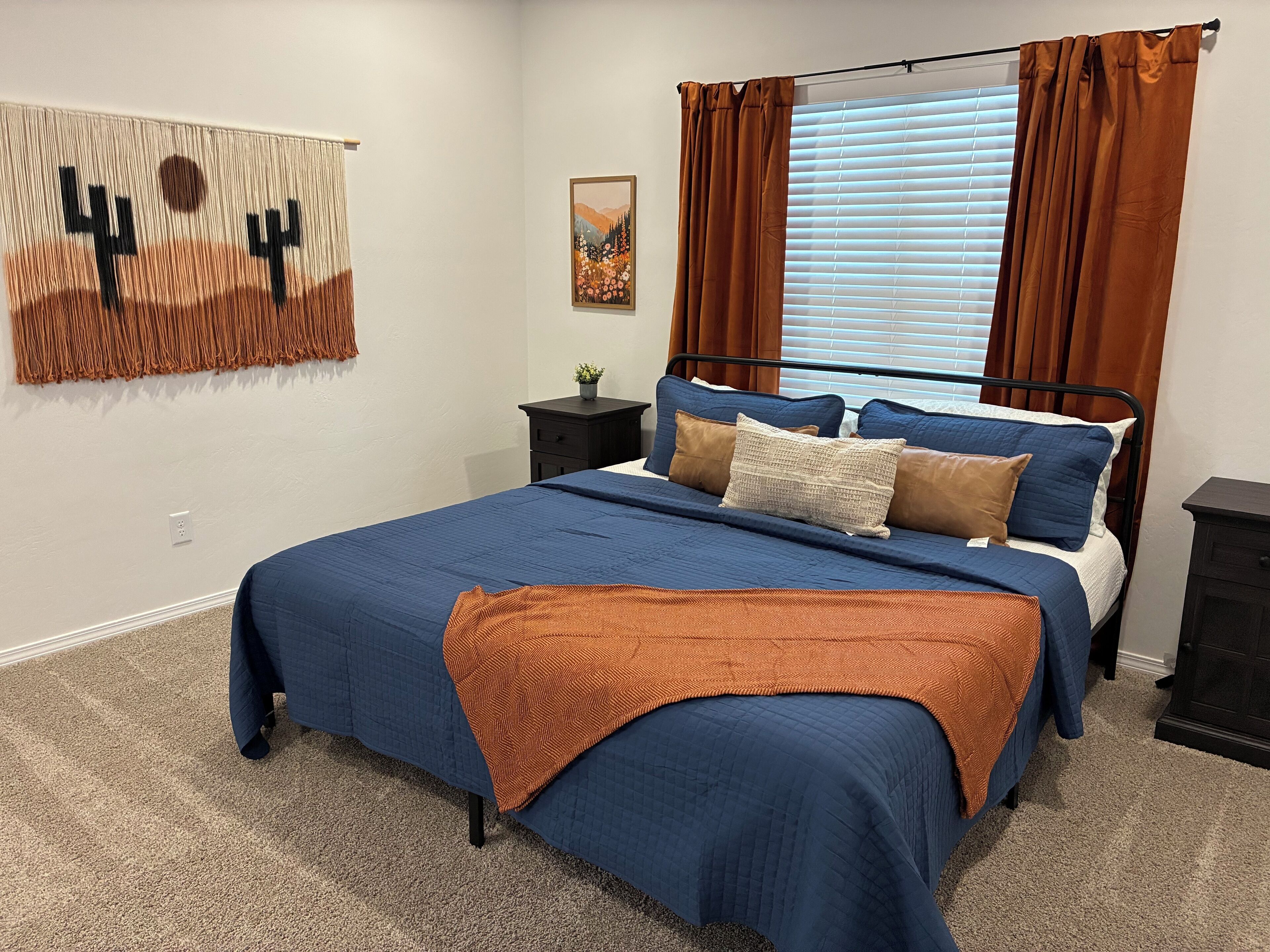 3 bedrooms, iron/ironing board, WiFi, bed sheets