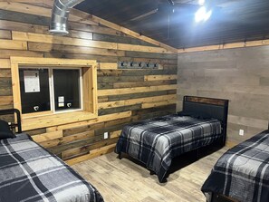 Spa - Boar's Tusk Lodge (Winner)