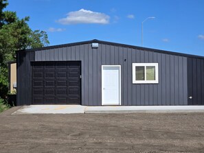 Exterior detail - Boar's Tusk Lodge (Winner)