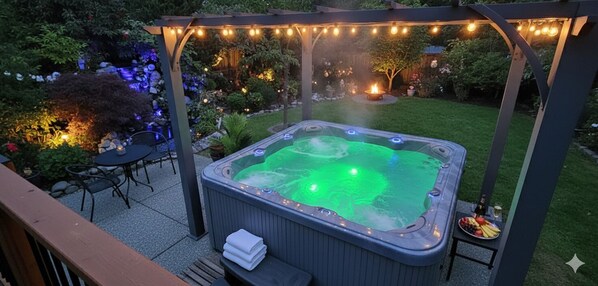 Tina de hidromasaje al aire libre