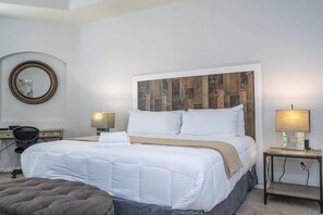 Tabla de planchar con plancha, wifi, ropa de cama