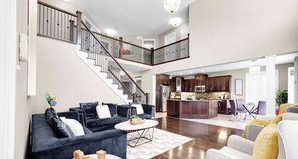 Cozy Retreat âą Heated Pool âą Fireplace âą Workspace