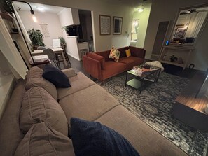 Smart TV, videojuegos, reproductor de DVD y libros