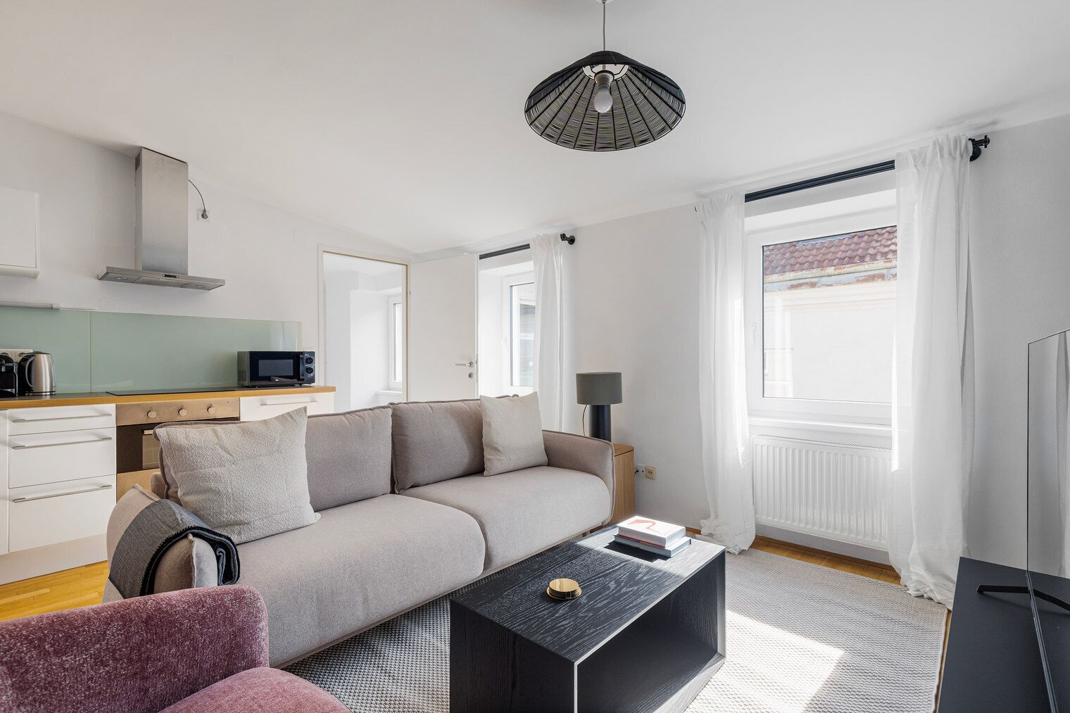 Fernseher, Stereoanlage