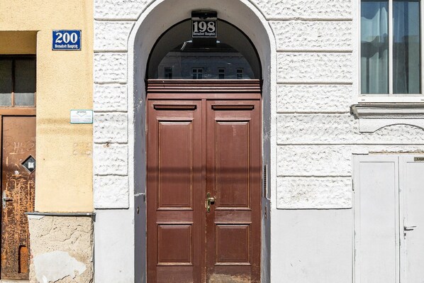 Exterior detail - Blueground | Hernals, view, nr Vienna Woods (Vienna)