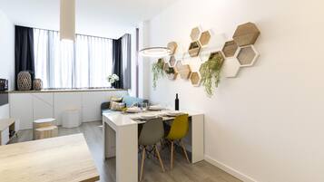 تناول الطعام