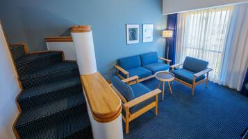 Luxury Suite, Ocean View | Free WiFi