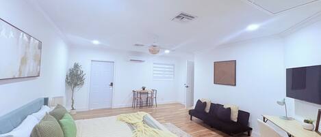 1 Schlafzimmer, WLAN, Bettwäsche