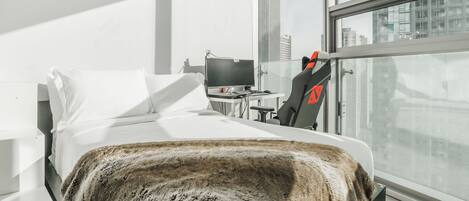 3 habitaciones, tabla de planchar con plancha, wifi y ropa de cama