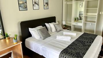 Iron/ironing board, free WiFi