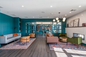 电视、立体声音响