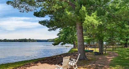 Lakefront Cabin on Lake Content Near St Germain