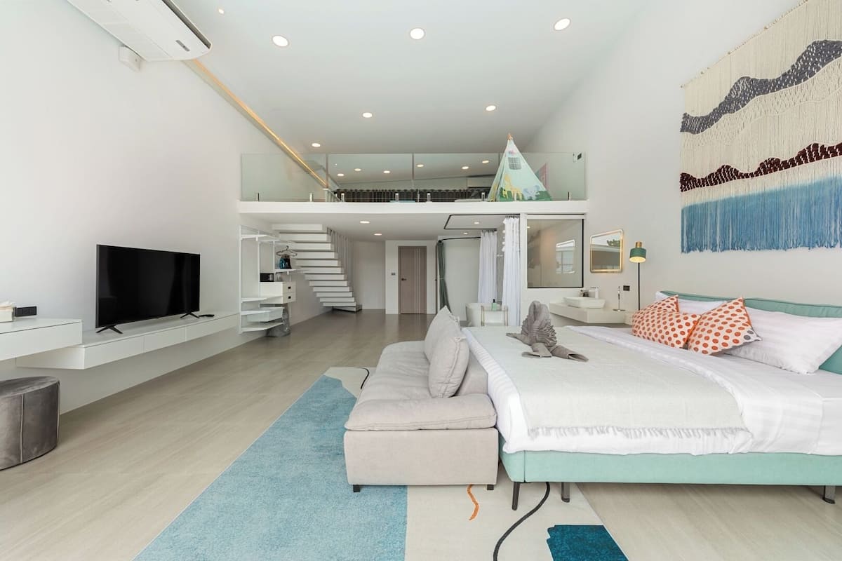 House, Balcony, Pool View | In-room safe, iron/ironing board, free WiFi