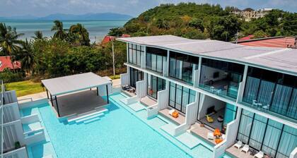 Unique Pool Slide Access Townhouse