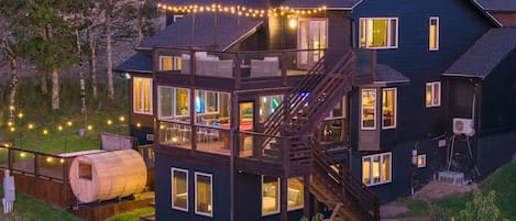 المنشأة من الخارج