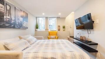 1 bedroom, iron/ironing board, WiFi, bed sheets