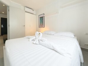 Comfort-Apartment, Balkon, Gartenblick | Zimmersafe, Schreibtisch, Bügeleisen/Bügelbrett, kostenloses WLAN