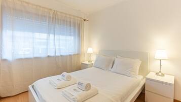 1 bedroom, iron/ironing board, Internet, bed sheets