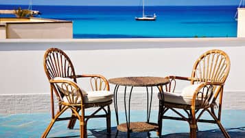 Economy Single Room, Sea View | In-room safe, desk, free WiFi