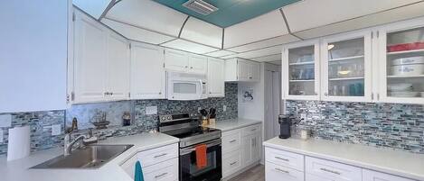 Mikrobølgeovn, ovn, kogeplade