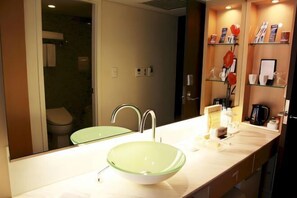 Bathroom - Hotel Kukdo (Seoul)