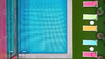 Piscina all'aperto
