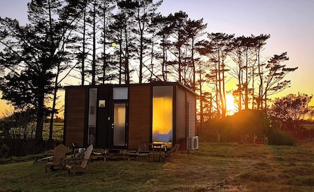 Property grounds. Taranaki Creekside KIWI by Tiny Away