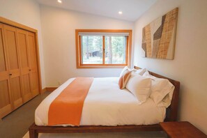 3 bedrooms, Internet, bed sheets