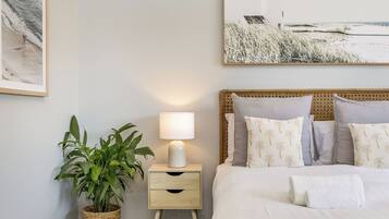 3 chambres, fer et planche Ă repasser, Wi-Fi, draps fournis