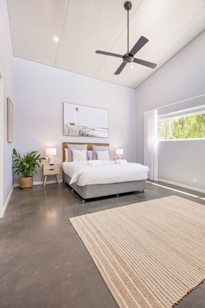 3 Schlafzimmer, Bügeleisen/Bügelbrett, Reisekinderbett, WLAN