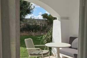 Cribs/infant beds - Creta Maris Resort (Limenas Chersonisou)