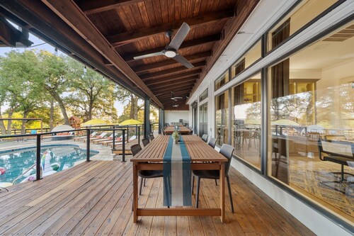 Epic Texas Stay: Pool-Pickleball-MiniGolf-Theater-Game Room-Sleeps24