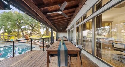 Epic Texas Stay: Pool-Pickleball-MiniGolf-Theater-Game Room-Sleeps24