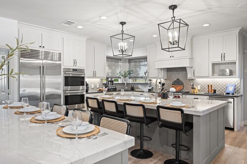 Epic Texas Stay: Pool-Pickleball-MiniGolf-Theater-Game Room-Sleeps24