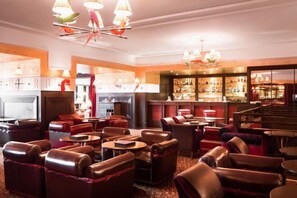 Bar (on property) - La Réserve Genève Hotel & Spa (Geneva)