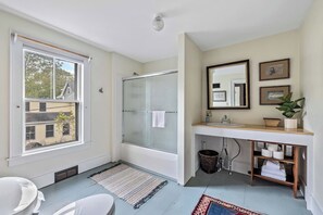 Hårtørrer, håndklæder