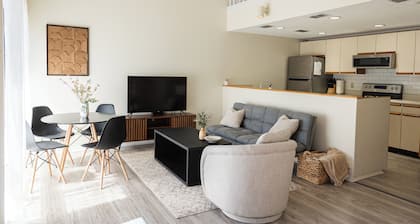 3-Bed Coastal Comfort in Biloxi