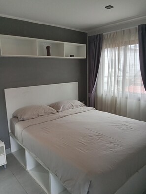 Apartment, Balcony, Park View | In-room safe, desk, blackout drapes, iron/ironing board