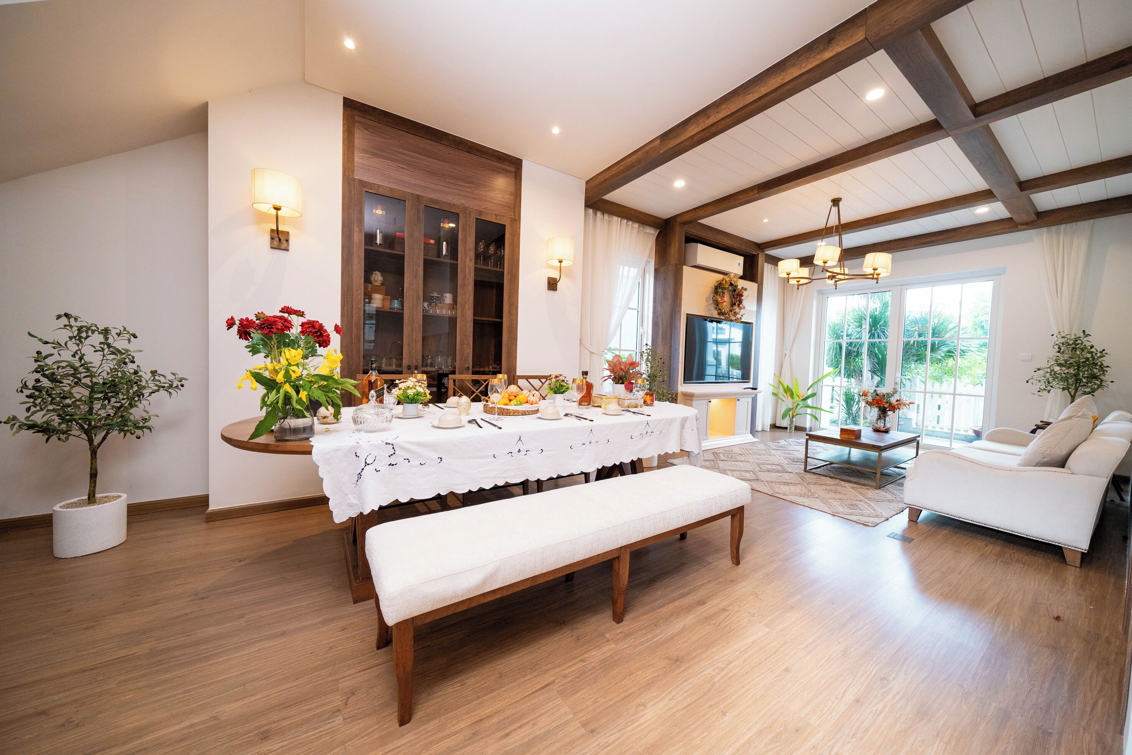 Panoramic Villa, 3 Bedrooms, Private Bathroom, Oceanfront | In-room dining