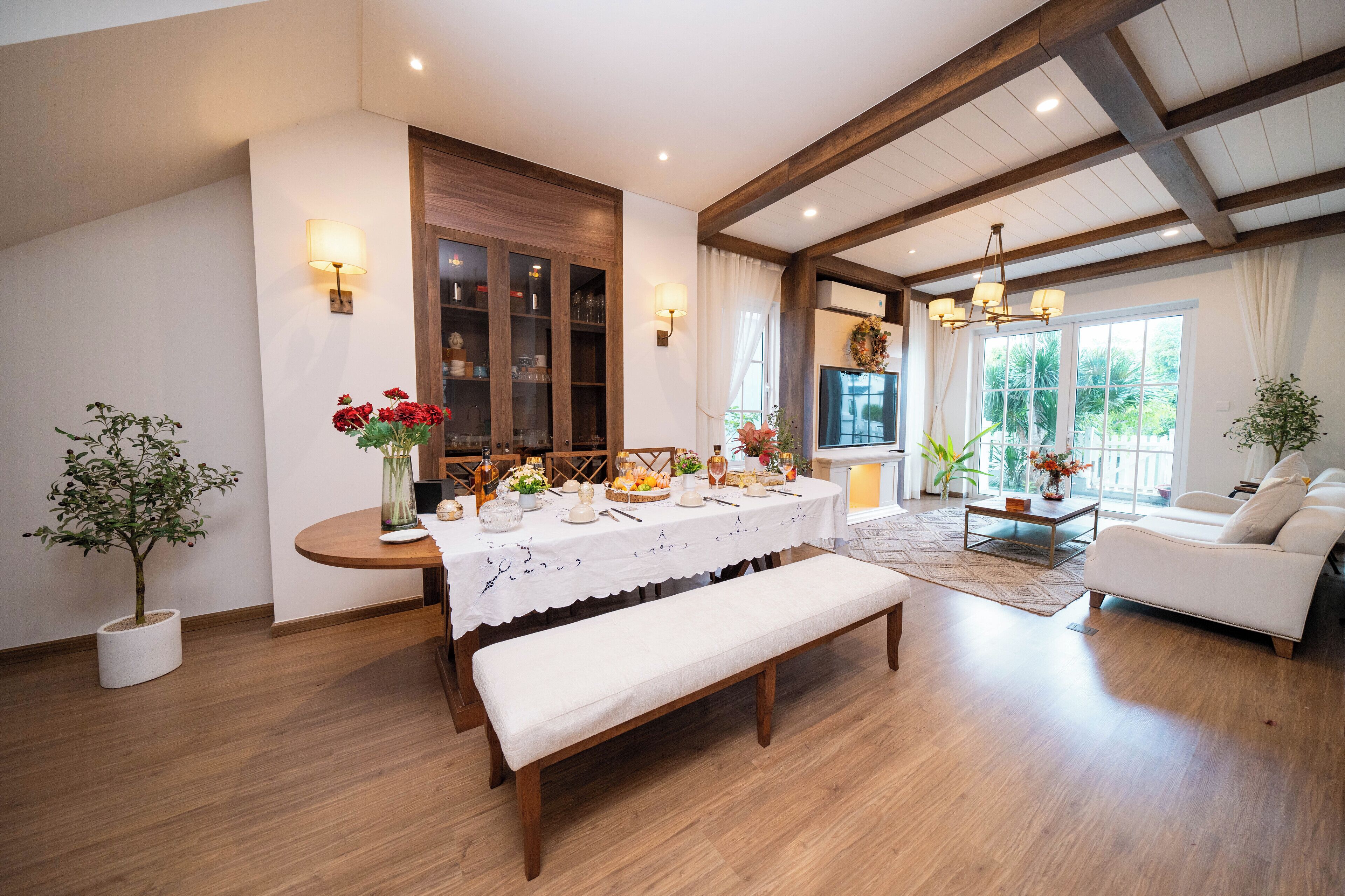 Panoramic Villa, 3 Bedrooms, Private Bathroom, Oceanfront | Living area